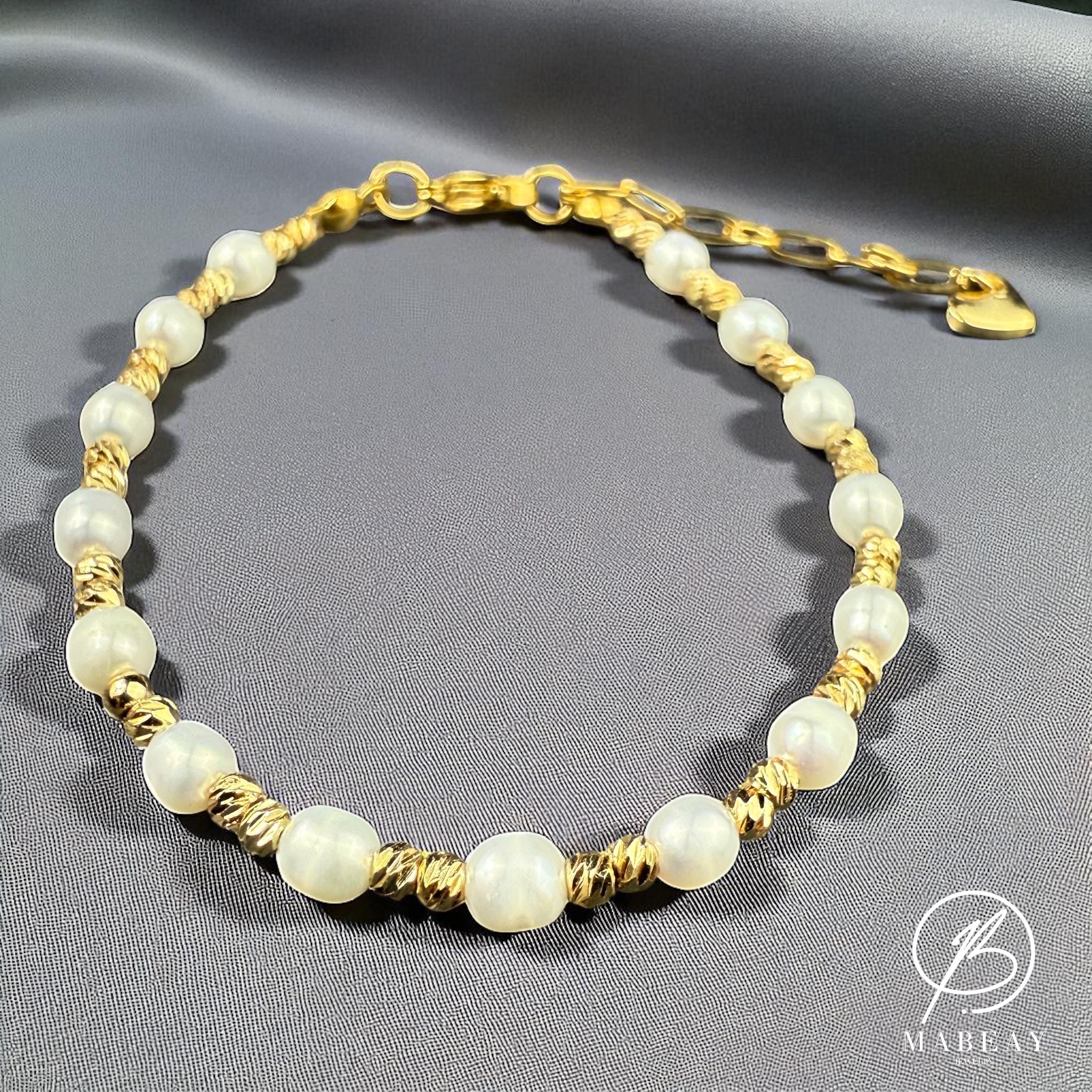 Inci Tasi mit Edelstahl Kette Armband Damenschmuck