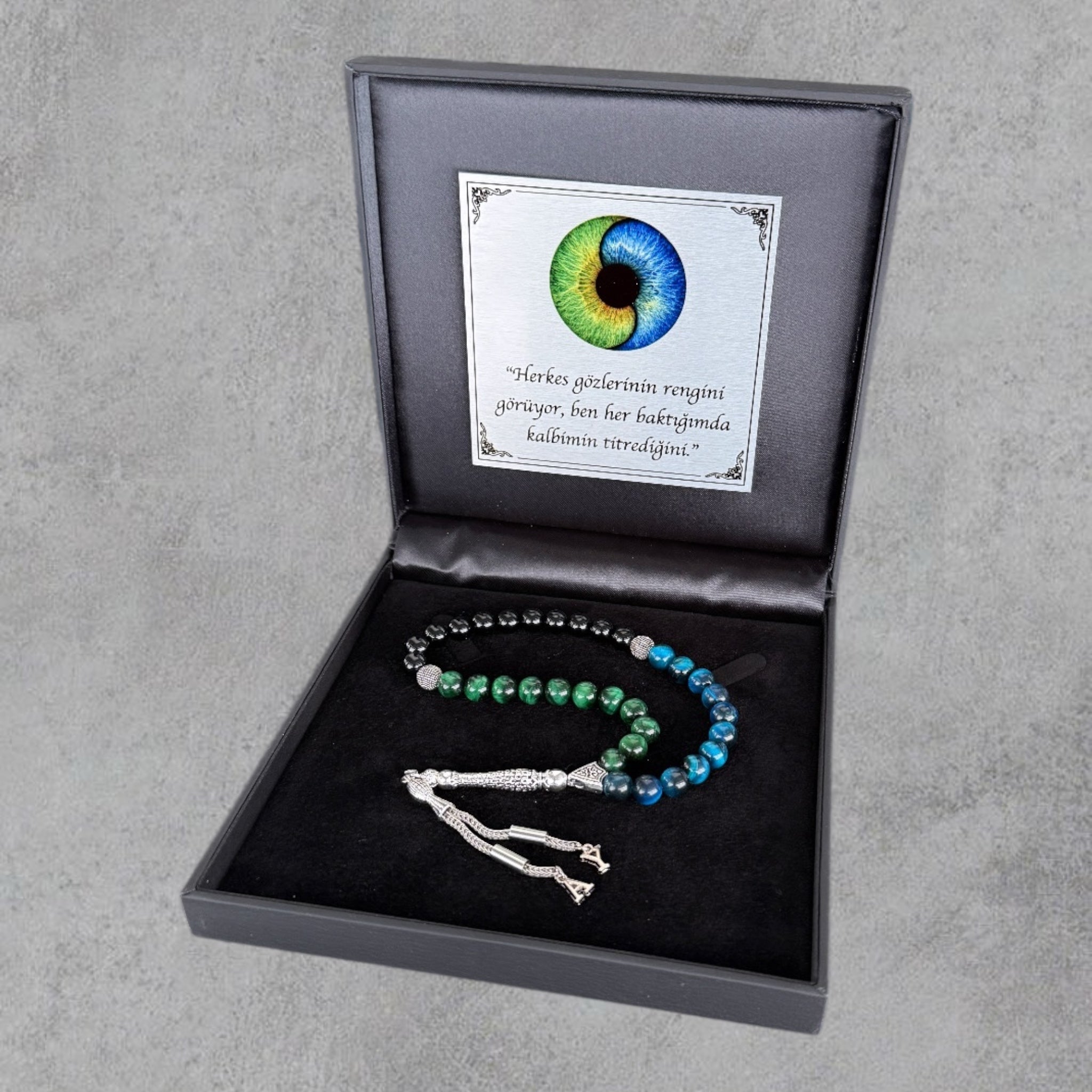 göz rengi tesbih blau grün in einer geschenkbox