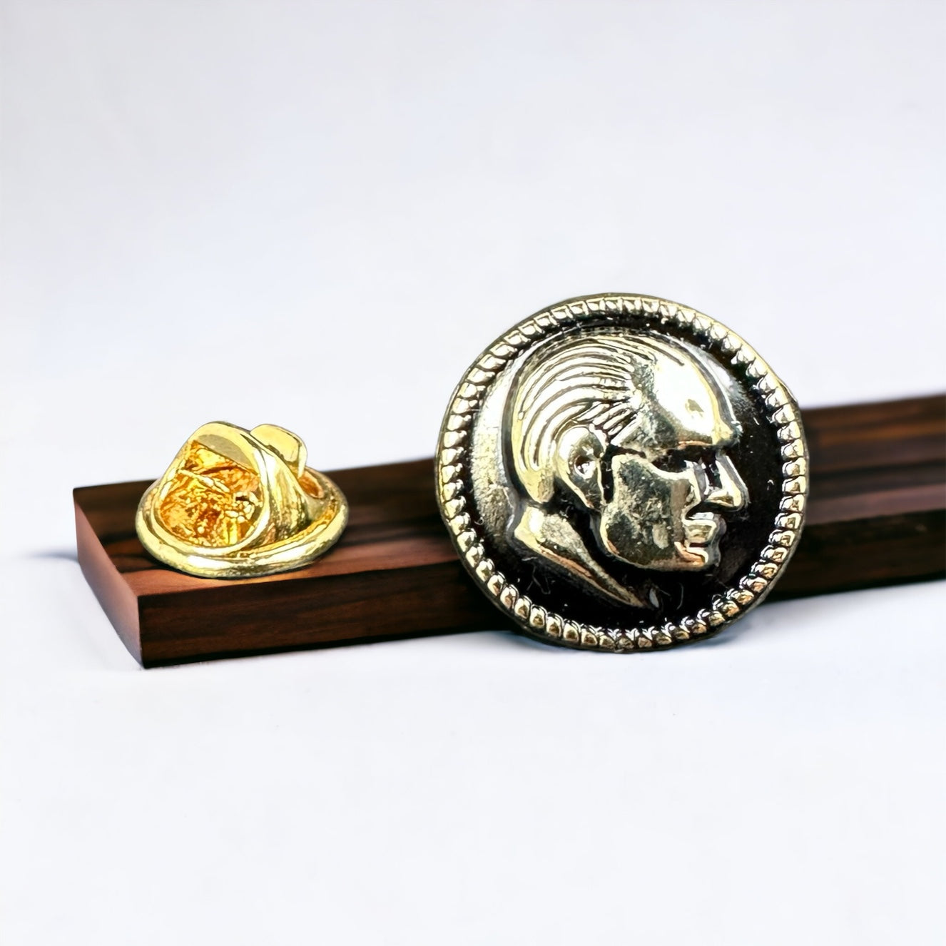 Yaka Rozeti Atatürk Gold 1