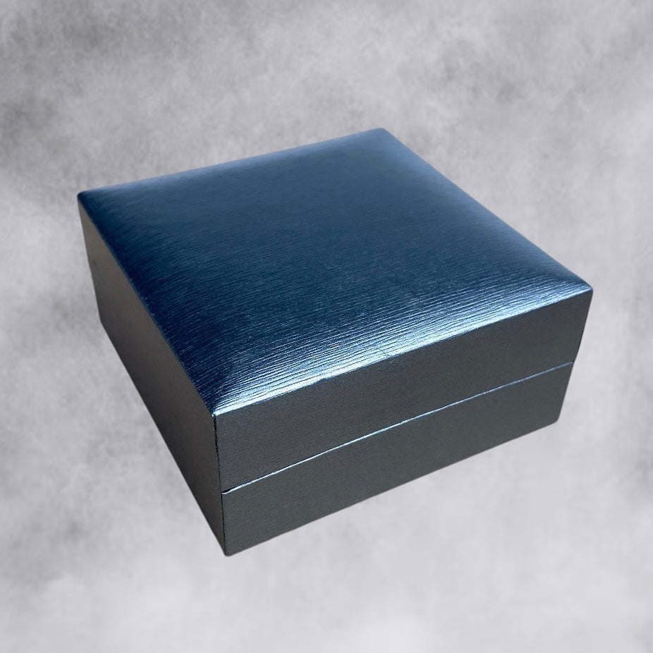 Benzin Feuerzeug personalisiert mit Space Grau Box und Wunschtext