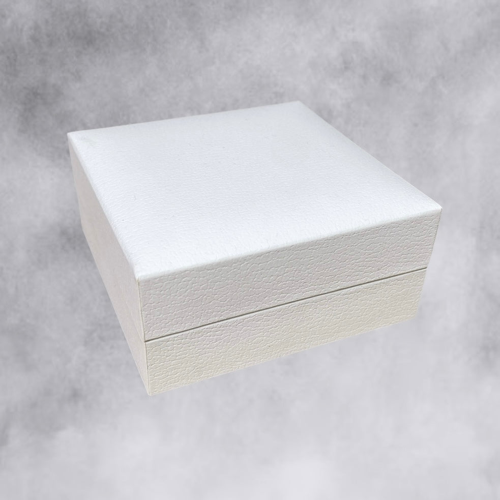 Benzin Feuerzeug personalisiert mit Weiß Box und Wunschtext