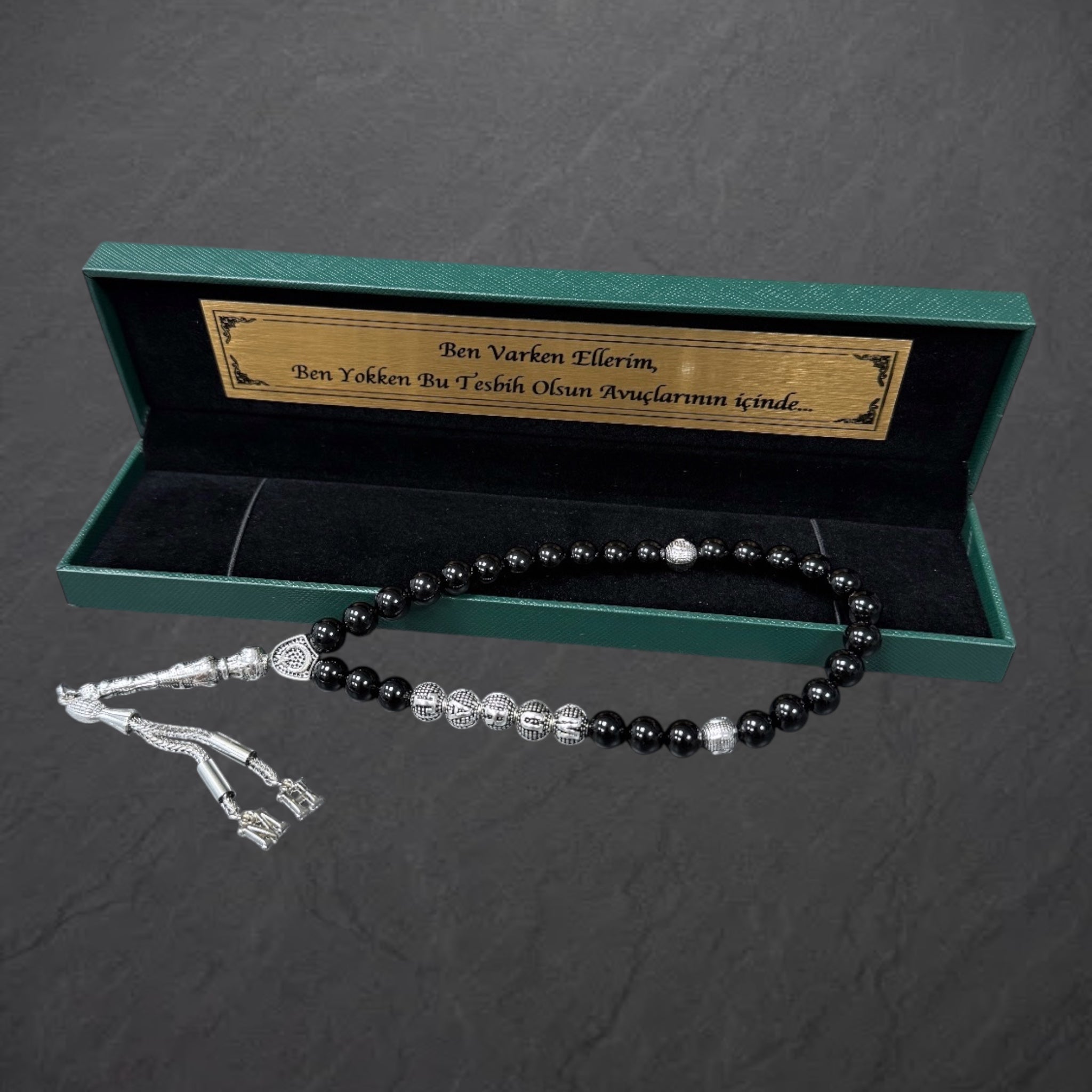 Tesbih mit Namen und 2 Buchstaben Black / Dark Grün Box mit Wunschtext