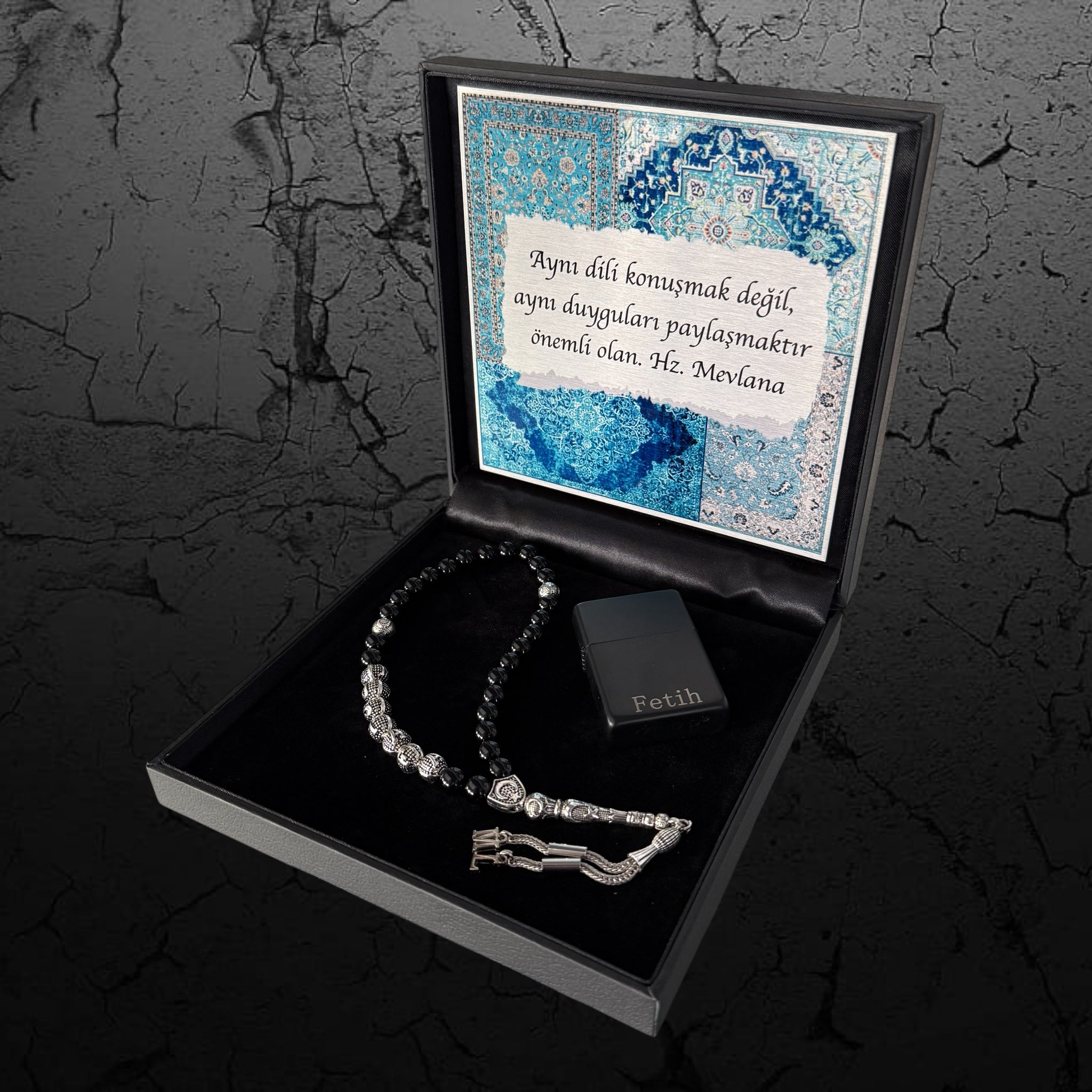 Personalisierter Tesbih mit Namen und graviertem Feuerzeug in edler Geschenkbox mit Wunschtext