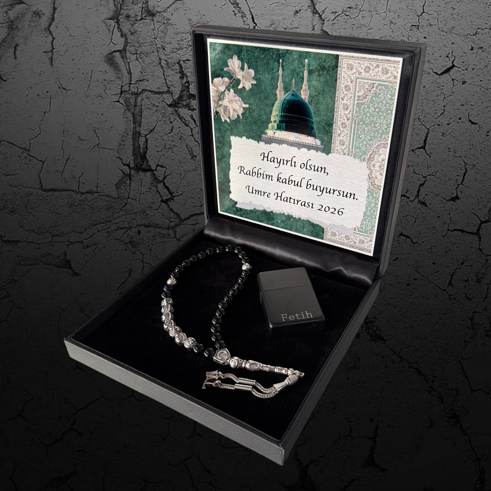 Gebetskette Tesbih mit Namen und Feuerzeug Gravur in schwarzer Geschenkbox