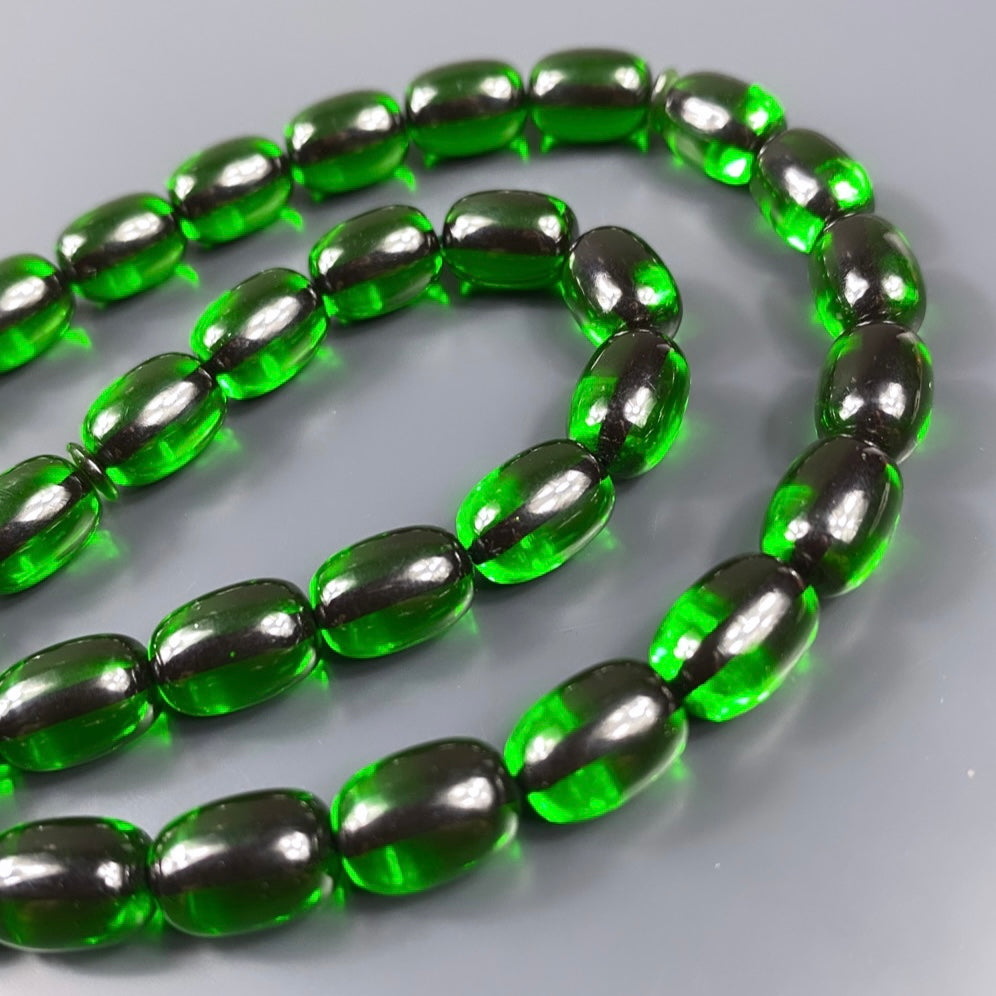 Tesbih SIKMA Kehribar Yesil Renk Kapsül 2 Buchstaben und Logo