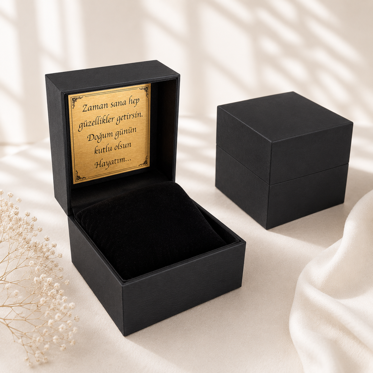 Personalisierte Uhrenbox mit Gravur & Wunschtext – Luxus Uhrenetui aus Kunstleder mit Gold-Plakette