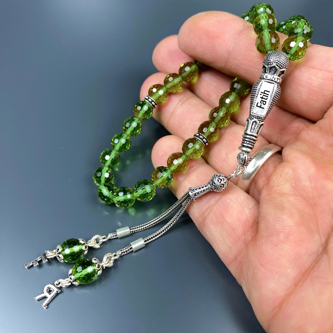 Zultanit Tesbih mit 2 Buchstaben & Namen Gravur