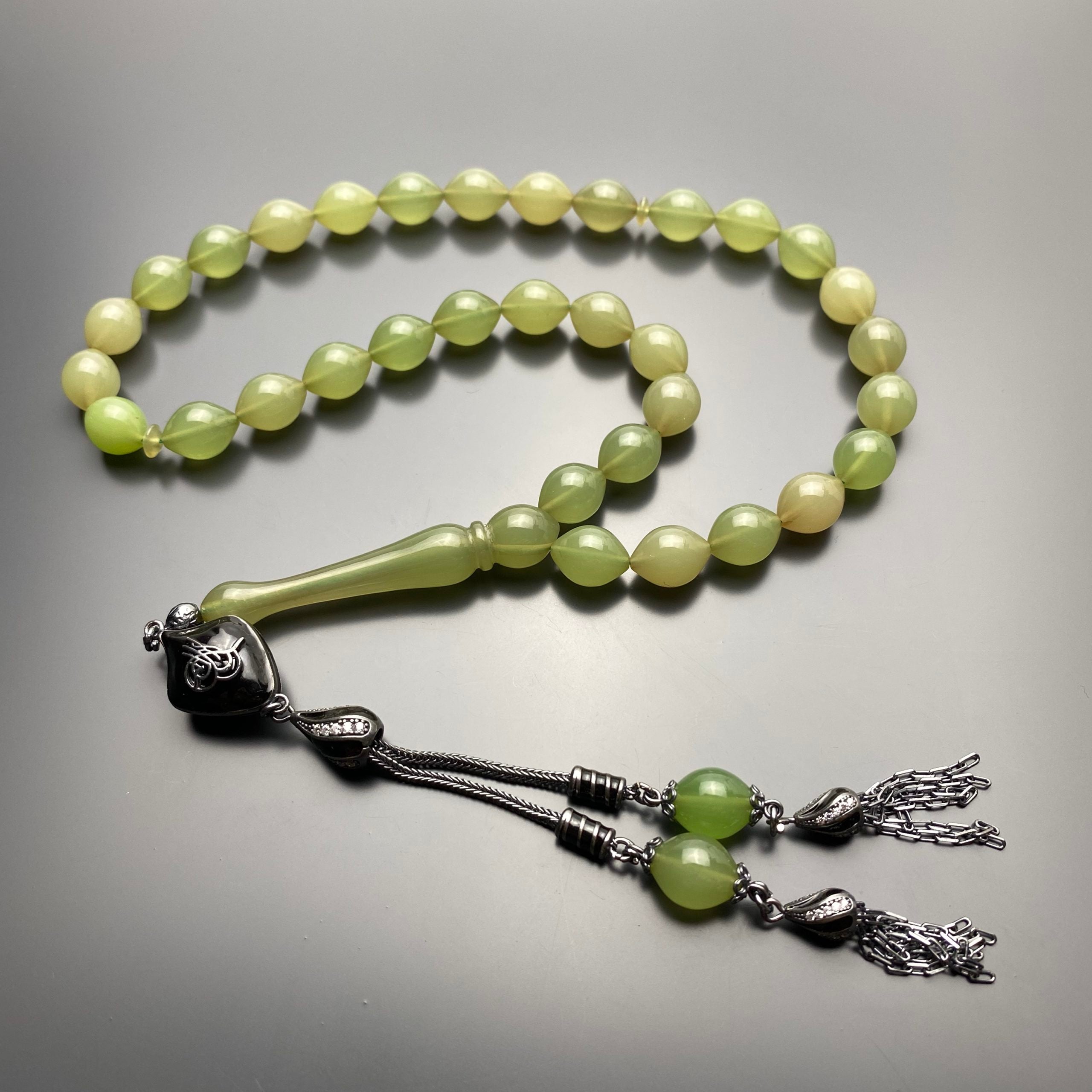 Yesil Renk Özel SIKMA Kehribar Tesbih