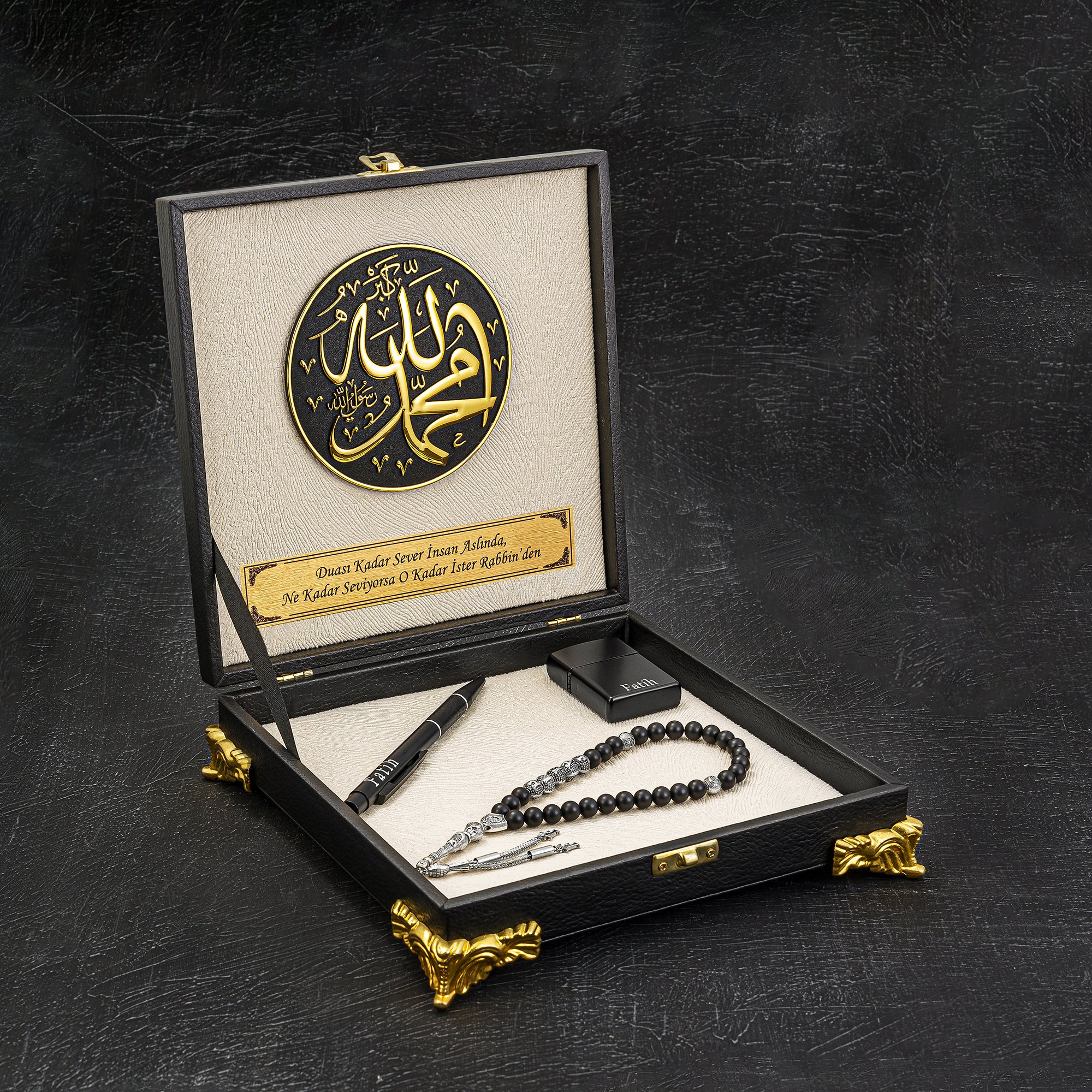 Tesbih mit Namen und Geschenkbox personalisiert mit einem Wunschtext Geschenk etui islamische geschenke perlenkette männerschmuck Kehribar tesbih Feuerzug mit Namen personalisiert Mekka mekke ayet el kürsi islamische geschenk box