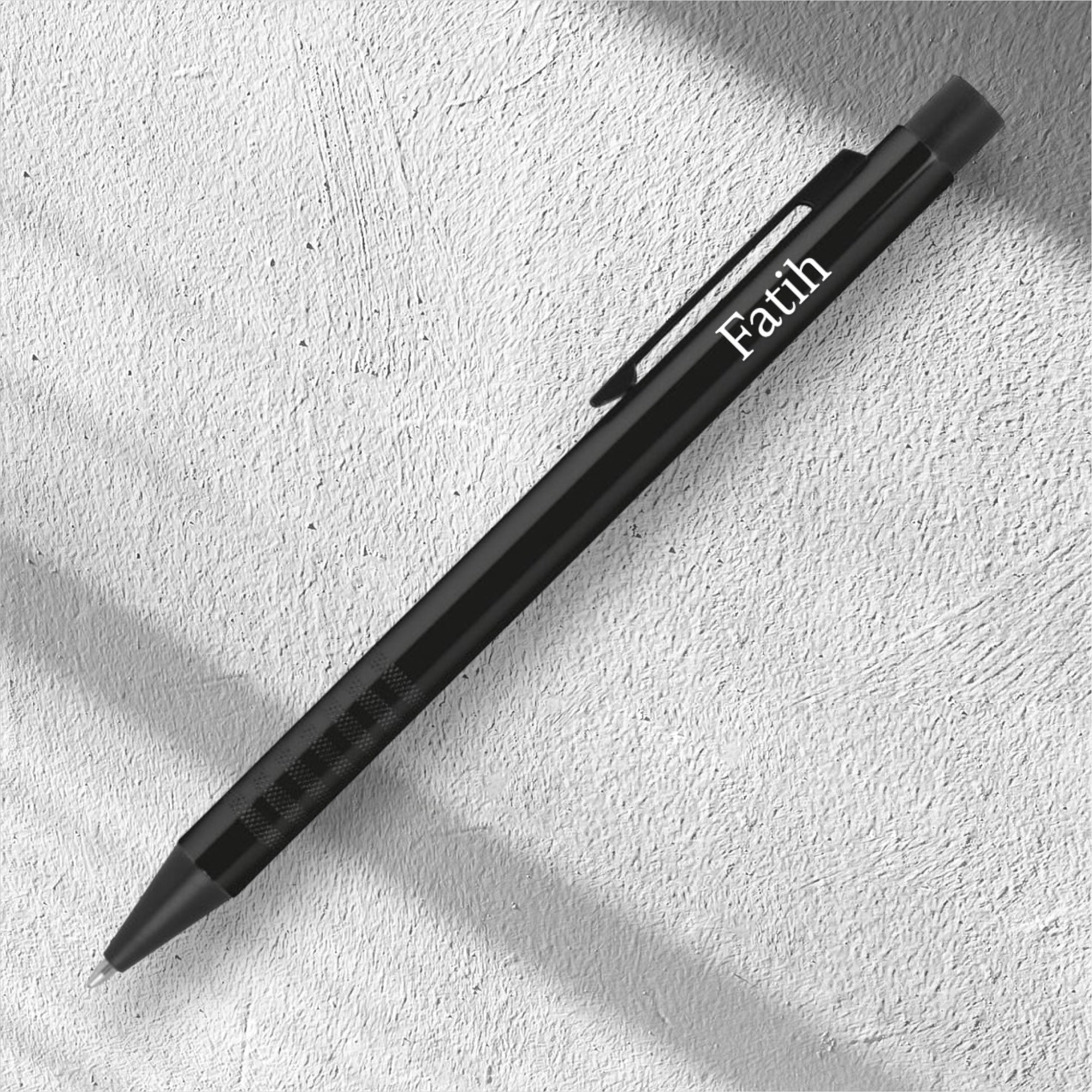 Kugelschreiber schwarz personalisiert mit Namen