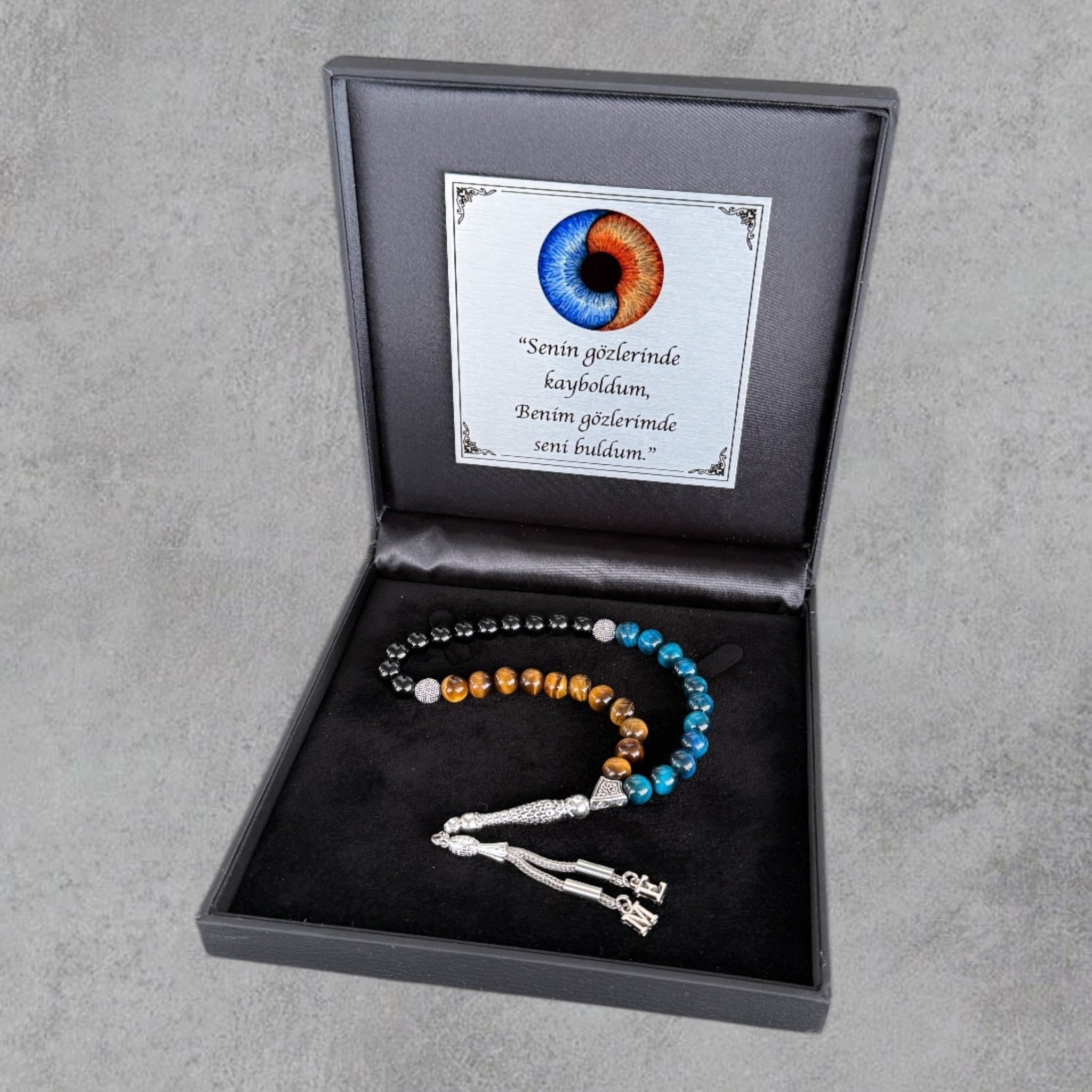 Göz Rengi Tesbih Braun / Blau mit 2 Buchstaben & Geschenkbox