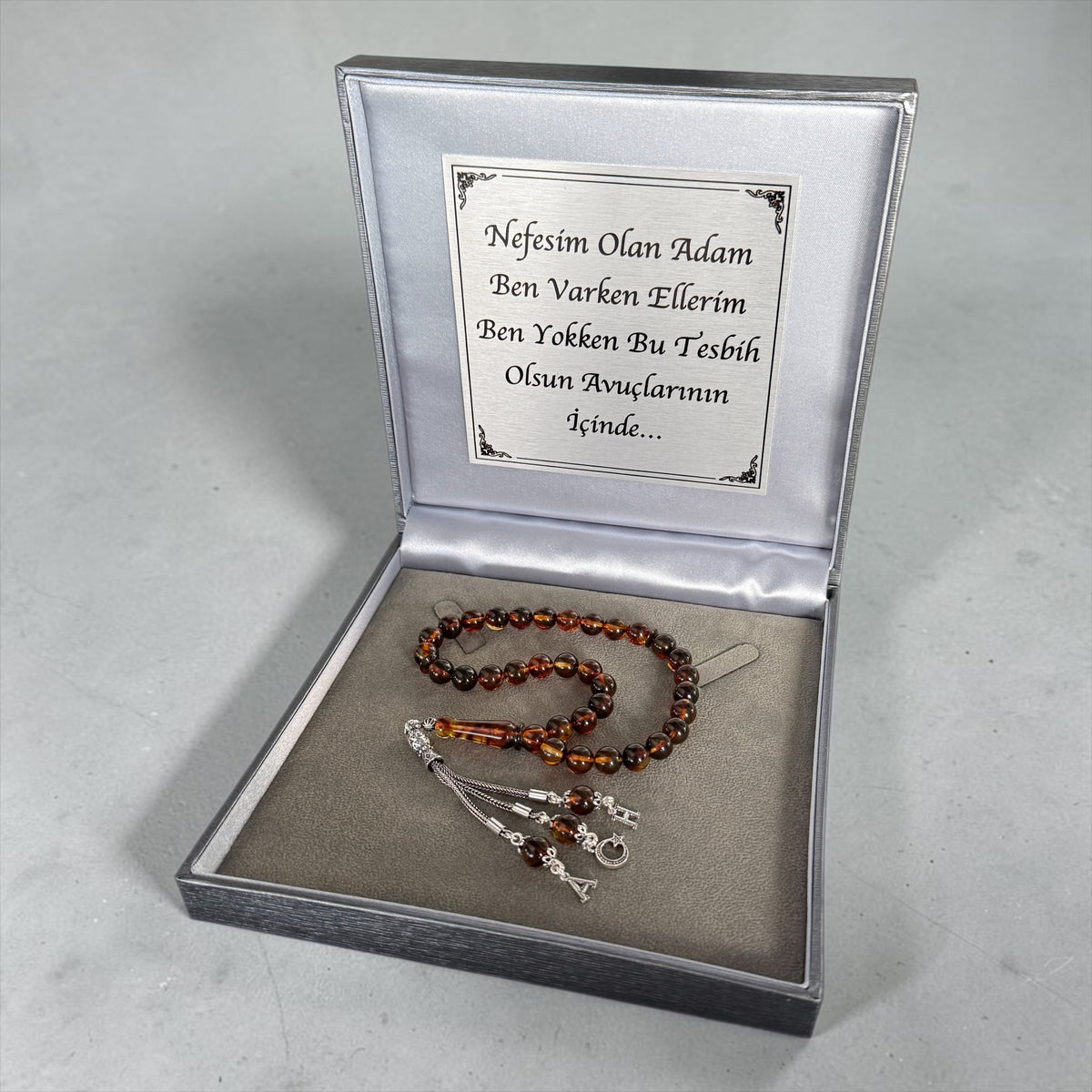 Kehribar Tesbih mit 925 Silber Anhängern und Geschenkbox mit Wunschtext