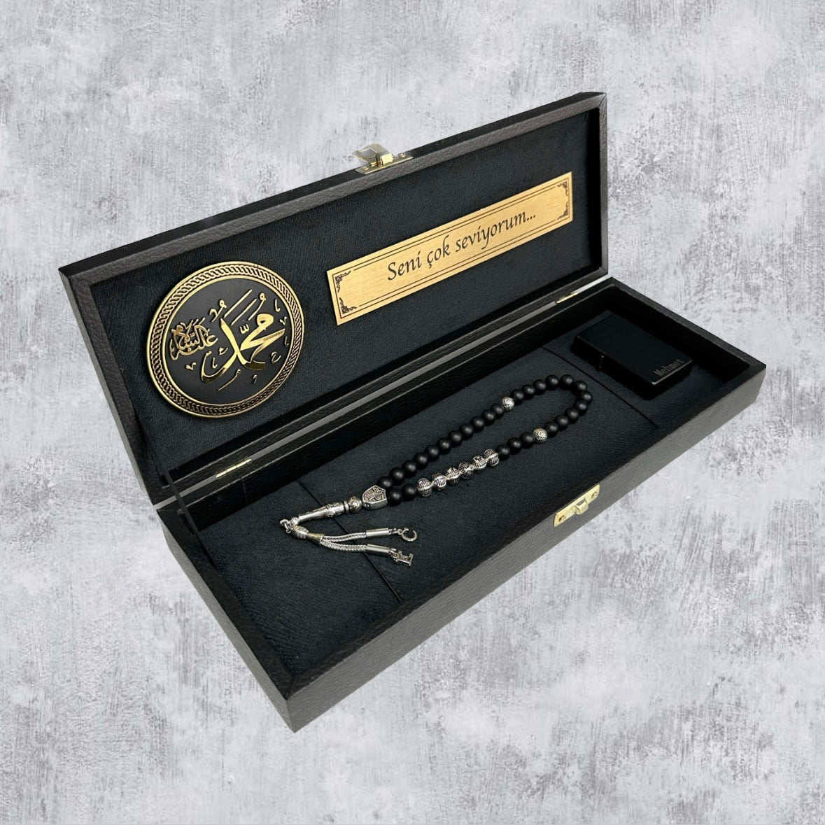Tesbih mit Namen und Geschenkbox personalisiert mit einem Wunschtext Geschenk etui islamische geschenke perlenkette männerschmuck Kehribar tesbih Feuerzug mit Namen personalisiert Mekka mekke ayet el kürsi islamische geschenk box 