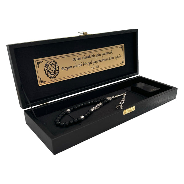 Tesbih Black Box mit Rahmen und Feuerzeug Geschenkset - Aslan Logo