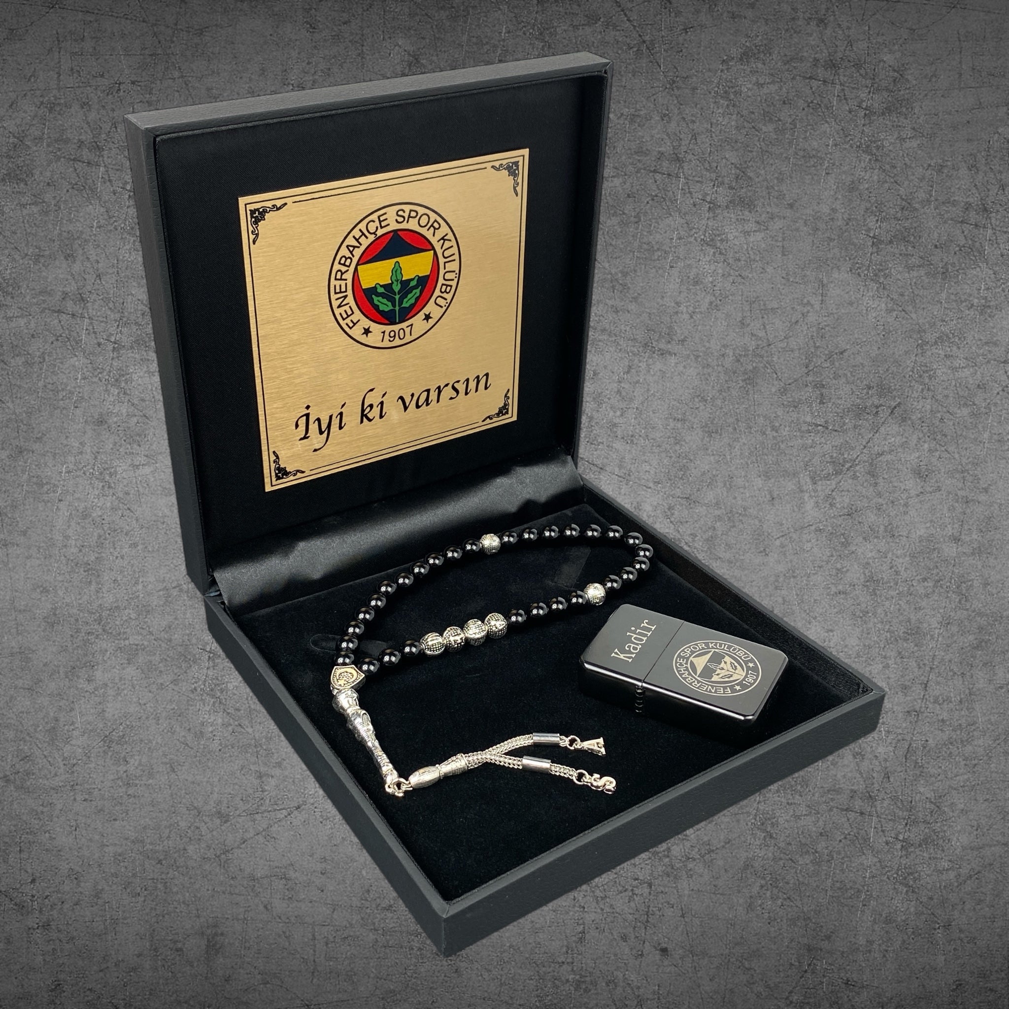 Tesbih mit Namen und Geschenkbox personalisiert mit einem Wunschtext Geschenk etui islamische geschenke perlenkette männerschmuck Kehribar tesbih Feuerzug mit Namen personalisiert Baba evlat özel hediye babalara, Valentinstag Geschenk, Bayram Geschenk Gebetskette, Baba Hediye, Vatertag, Muttertag, Zuckerfest Islamische geschenke, Beste geschenk idee, Männer ketten
