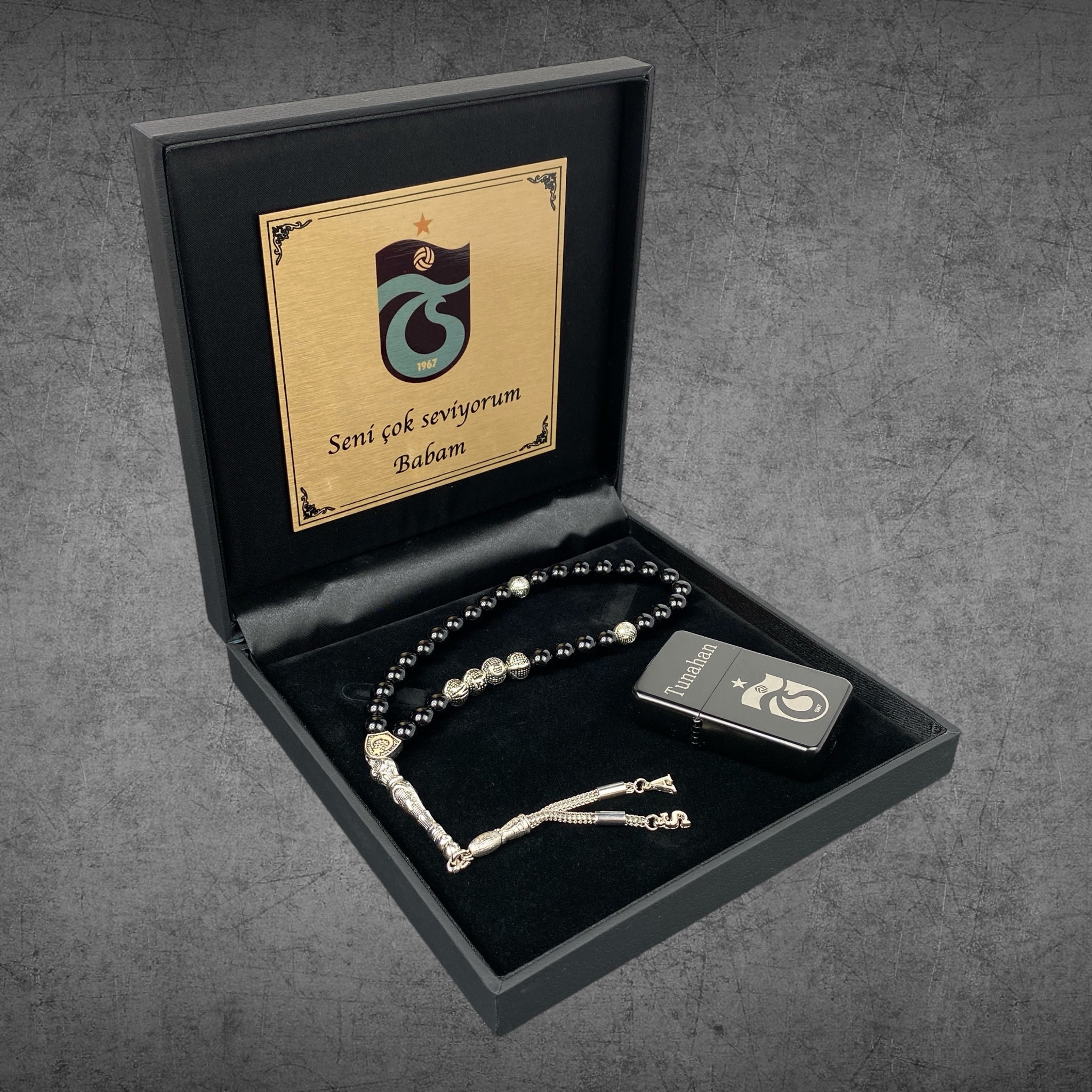 Tesbih mit Namen und Geschenkbox personalisiert mit einem Wunschtext Geschenk etui islamische geschenke perlenkette männerschmuck Kehribar tesbih Feuerzug mit Namen personalisiert Baba evlat özel hediye babalara, Valentinstag Geschenk, Bayram Geschenk Gebetskette, Baba Hediye, Vatertag, Muttertag, Zuckerfest Islamische geschenke, Beste geschenk idee, Männer ketten