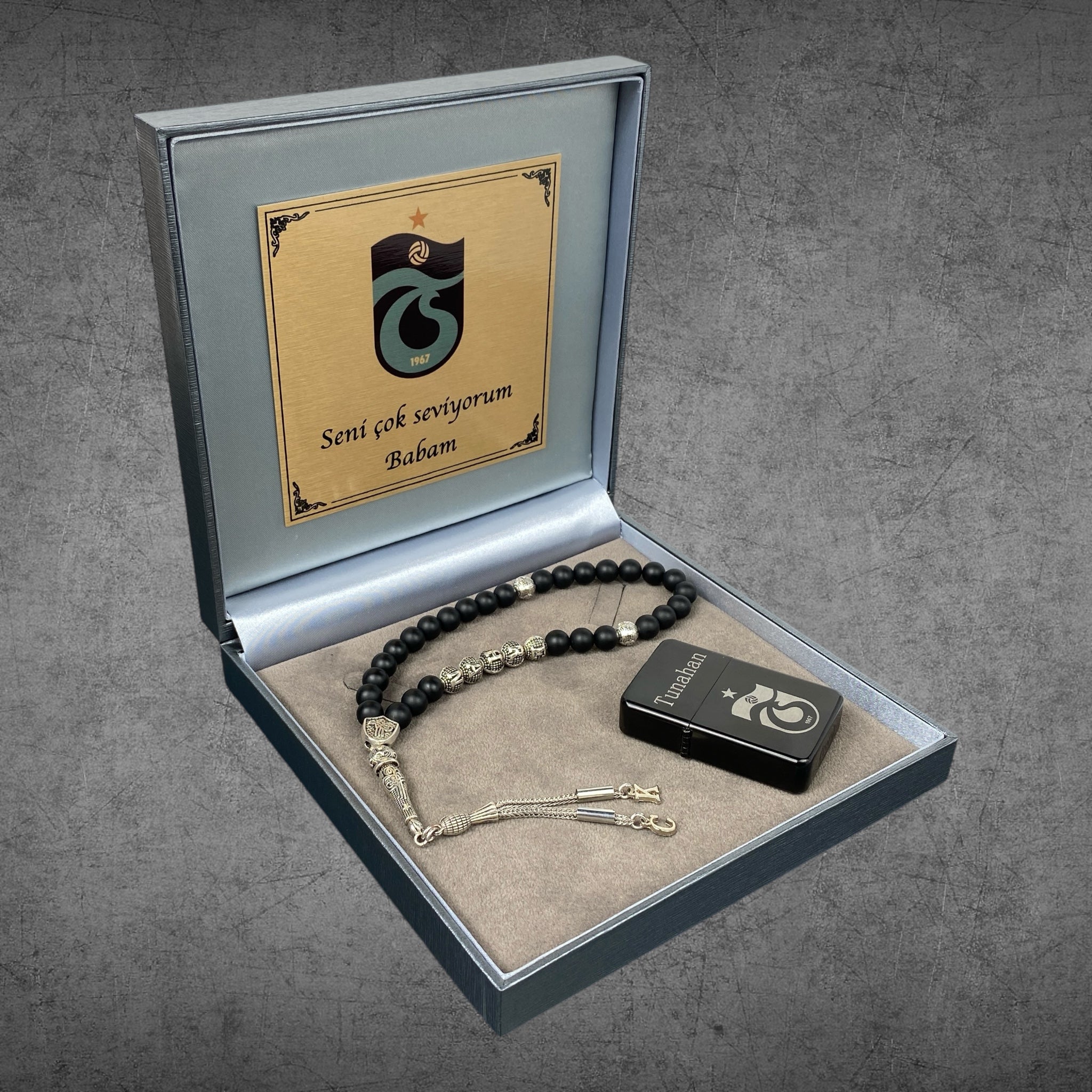 Tesbih mit Namen und Geschenkbox personalisiert mit einem Wunschtext Geschenk etui islamische geschenke perlenkette männerschmuck Kehribar tesbih Feuerzug mit Namen personalisiert Baba evlat özel hediye babalara, Valentinstag Geschenk, Bayram Geschenk Gebetskette, Baba Hediye, Vatertag, Muttertag, Zuckerfest Islamische geschenke, Beste geschenk idee, Männer ketten
