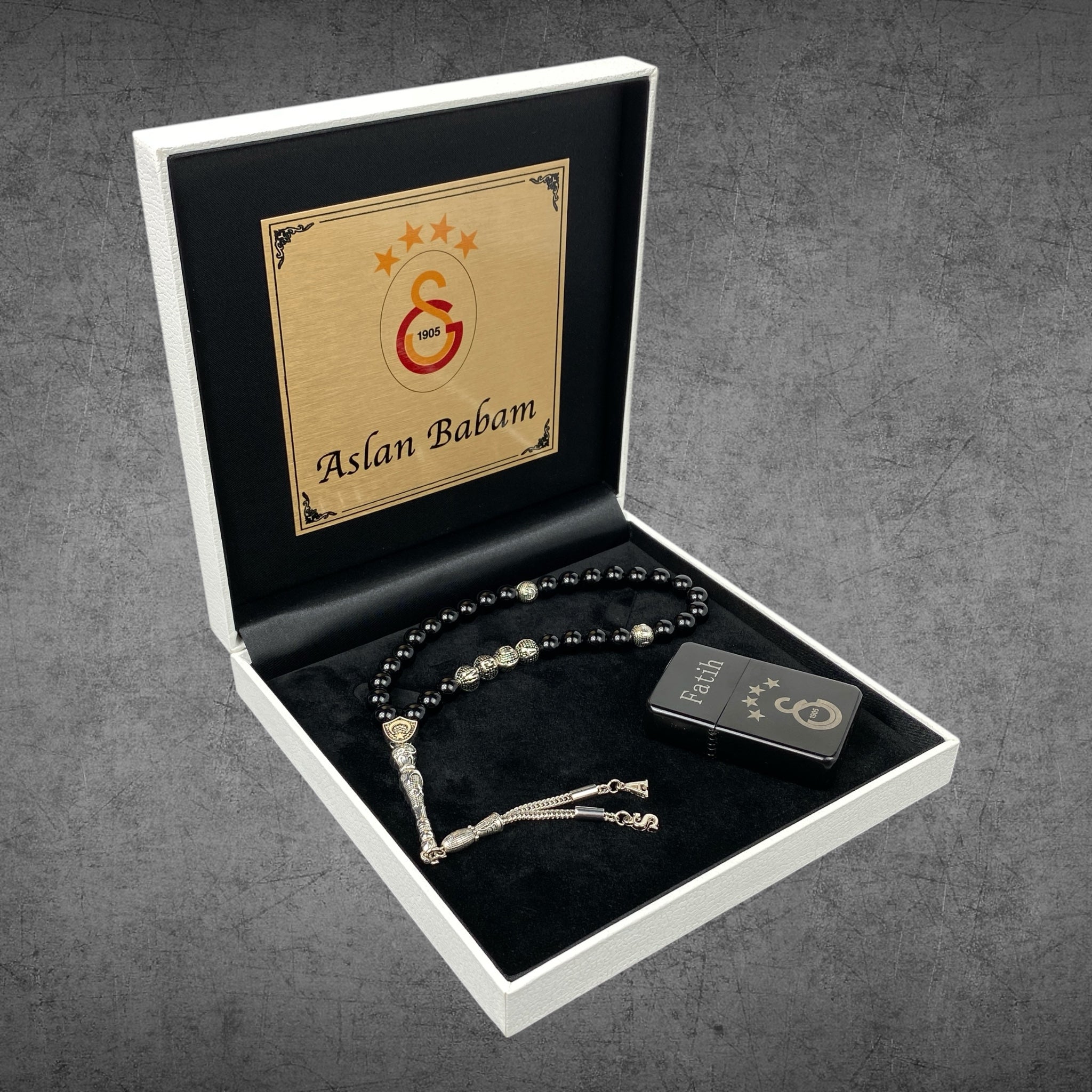 Tesbih mit Namen und Geschenkbox personalisiert mit einem Wunschtext Geschenk etui islamische geschenke perlenkette männerschmuck Kehribar tesbih Feuerzug mit Namen personalisiert Baba evlat özel hediye babalara, Valentinstag Geschenk, Bayram Geschenk Gebetskette, Baba Hediye, Vatertag, Muttertag, Zuckerfest Islamische geschenke, Beste geschenk idee, Männer ketten
