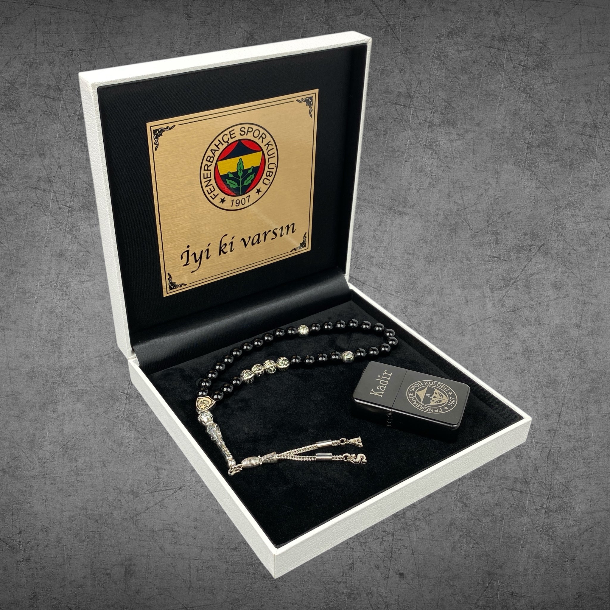 Tesbih mit Namen und Geschenkbox personalisiert mit einem Wunschtext Geschenk etui islamische geschenke perlenkette männerschmuck Kehribar tesbih Feuerzug mit Namen personalisiert Baba evlat özel hediye babalara, Valentinstag Geschenk, Bayram Geschenk Gebetskette, Baba Hediye, Vatertag, Muttertag, Zuckerfest Islamische geschenke, Beste geschenk idee, Männer ketten