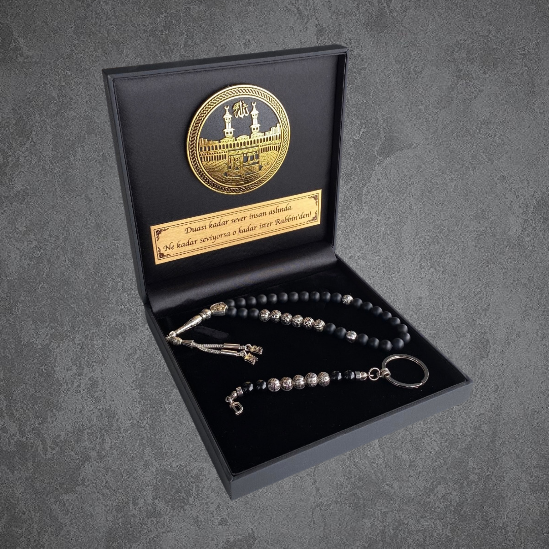 Tesbih mit Namen und Geschenkbox personalisiert mit einem Wunschtext Geschenk etui islamische geschenke perlenkette männerschmuck Kehribar tesbih Feuerzug mit Namen personalisiert Mekka mekke ayet el kürsi islamische geschenk box 