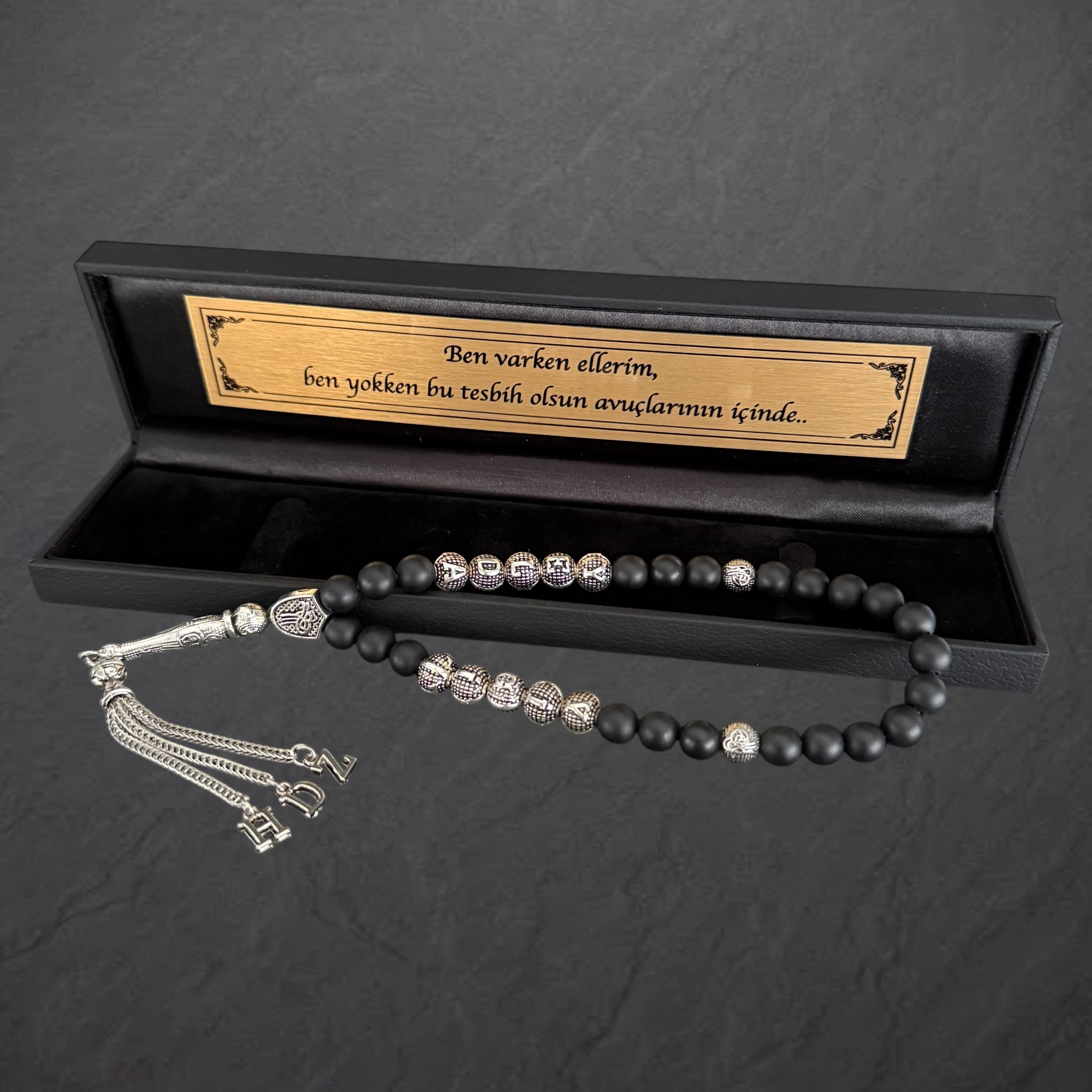 Tesbih mit 2 Namen & 3 Buchstaben Black OLD Box mit Wunschtext