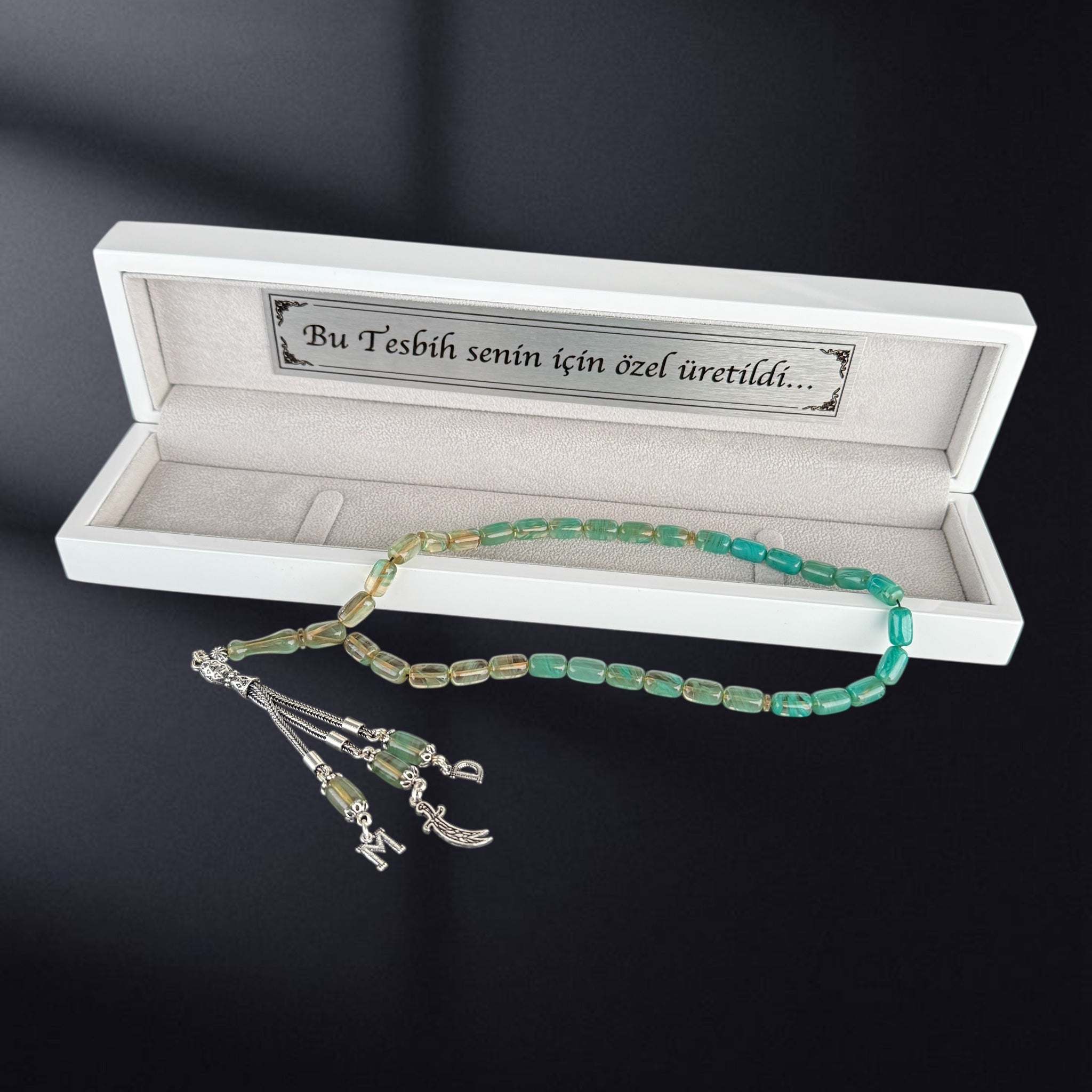 SIKMA Kehribar Tesbih 2 Buchstaben & Logo mit Holzbox weiss Hochglanz LIMITED Edition