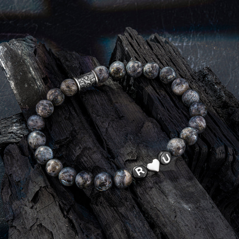 Perlenarmband mit Herz Logo personalisiert