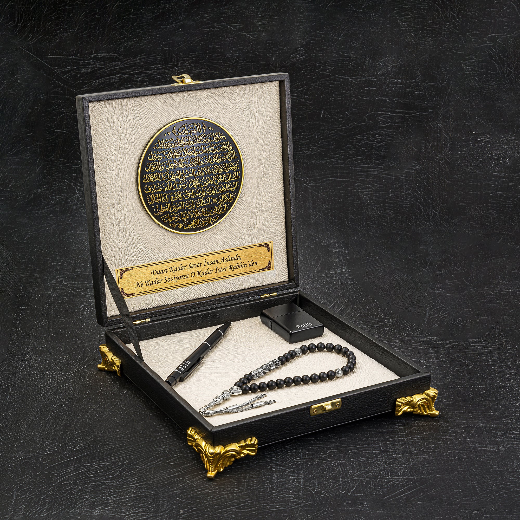 Tesbih mit Namen und Geschenkbox personalisiert mit einem Wunschtext Geschenk etui islamische geschenke perlenkette männerschmuck Kehribar tesbih Feuerzug mit Namen personalisiert Mekka mekke ayet el kürsi islamische geschenk box 