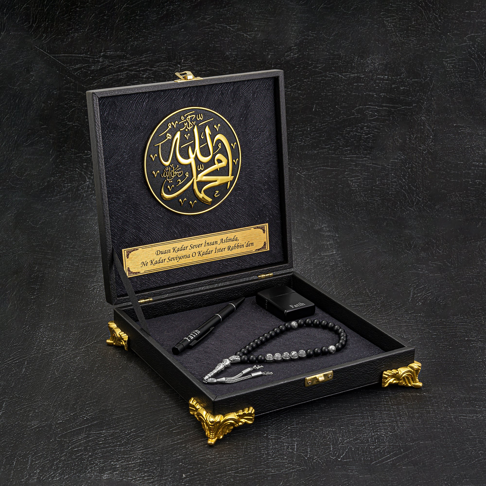 Tesbih mit Namen und Geschenkbox personalisiert mit einem Wunschtext Geschenk etui islamische geschenke perlenkette männerschmuck Kehribar tesbih Feuerzug mit Namen personalisiert Mekka mekke ayet el kürsi islamische geschenk box 
