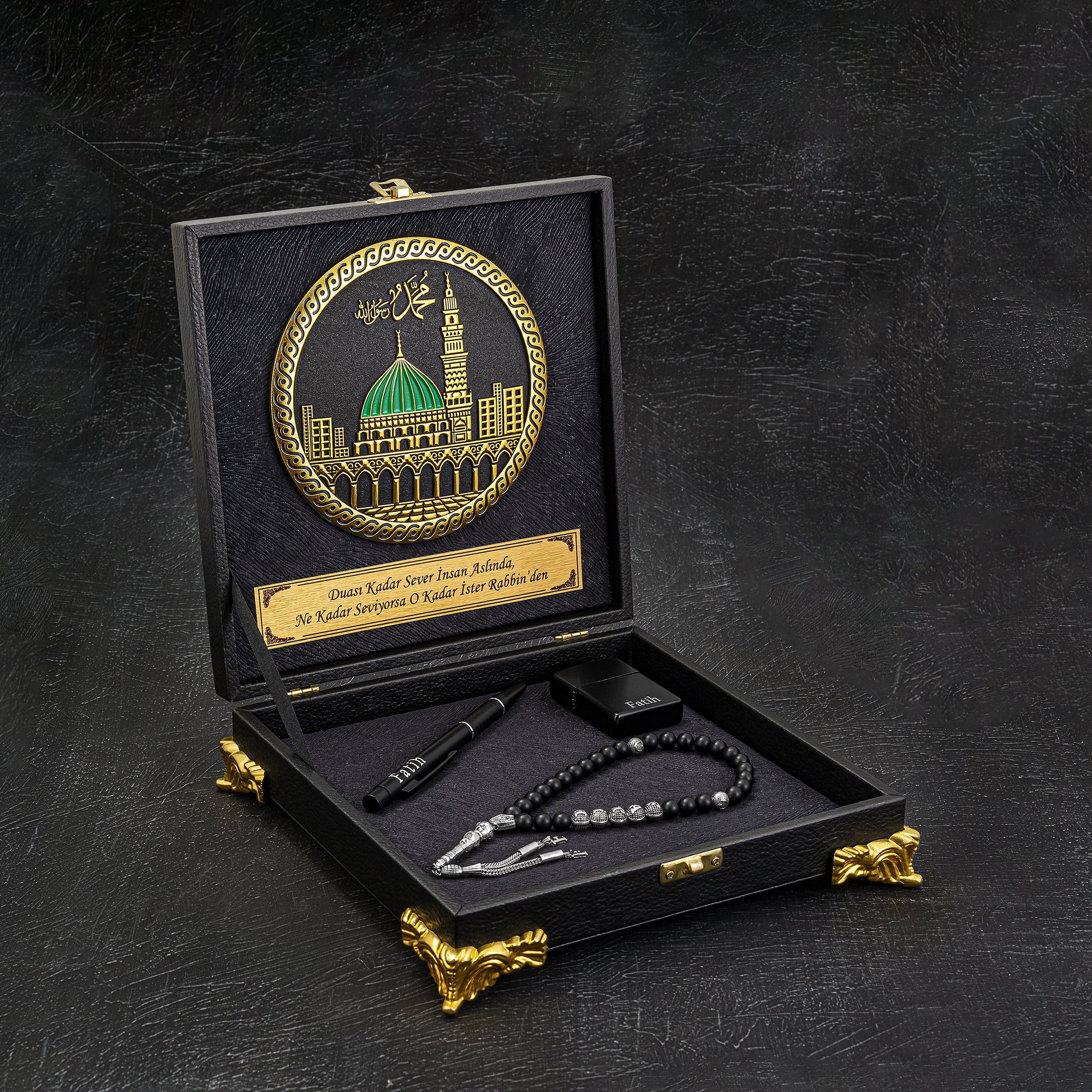 Tesbih mit Namen und Geschenkbox personalisiert mit einem Wunschtext Geschenk etui islamische geschenke perlenkette männerschmuck Kehribar tesbih Feuerzug mit Namen medina medine personalisiert Mekka mekke ayet el kürsi islamische geschenk box 