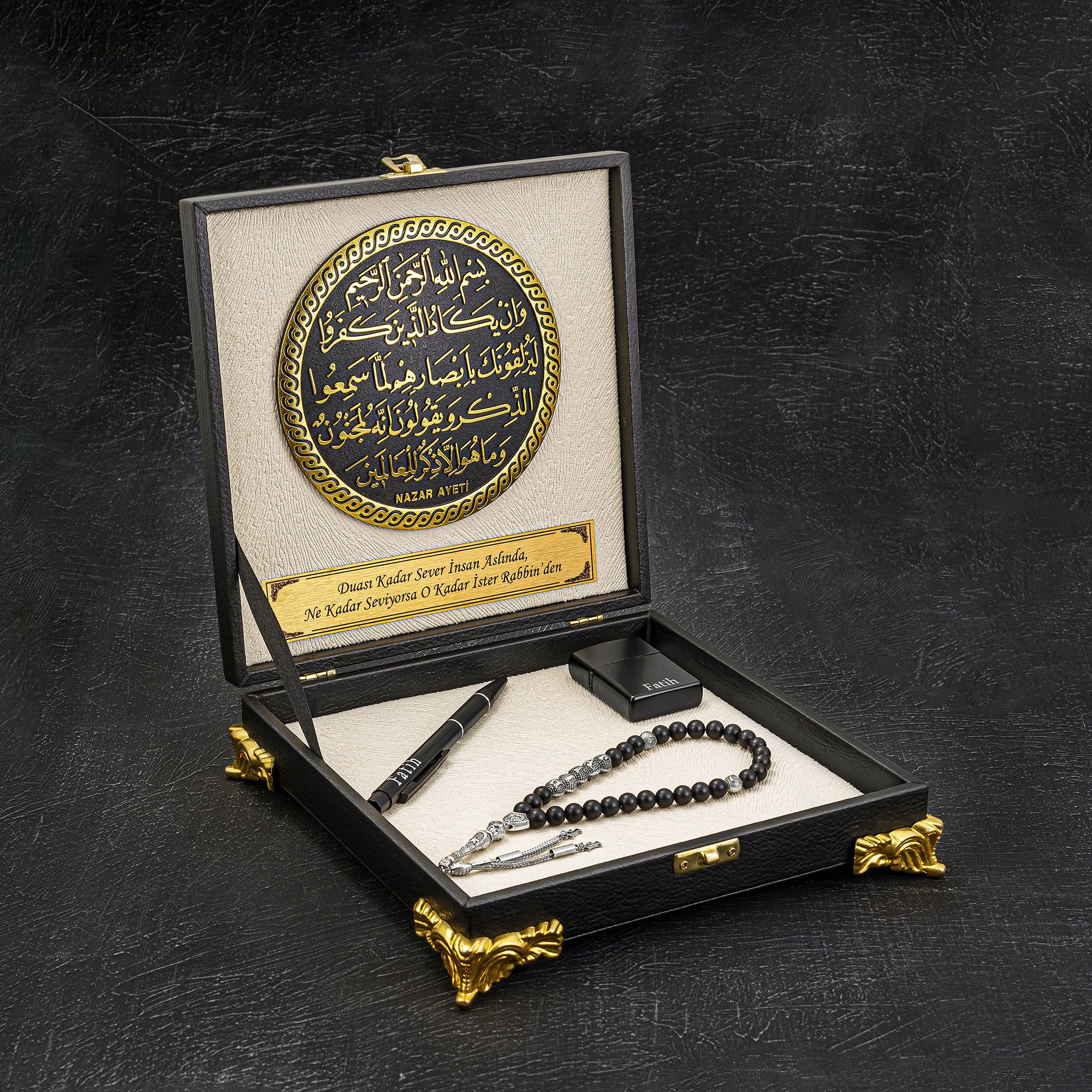 Tesbih mit Namen und Geschenkbox personalisiert mit einem Wunschtext Geschenk etui islamische geschenke perlenkette männerschmuck Kehribar tesbih Feuerzug mit Namen personalisiert Mekka mekke ayet el kürsi islamische geschenk box 