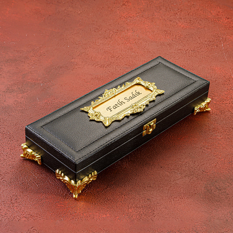 Tesbih Luxus Box Black / Creme Kunstleder – Wunschtext und Rahmen gebetskette geschenkset akik kehribar oltu tesbih mit namen